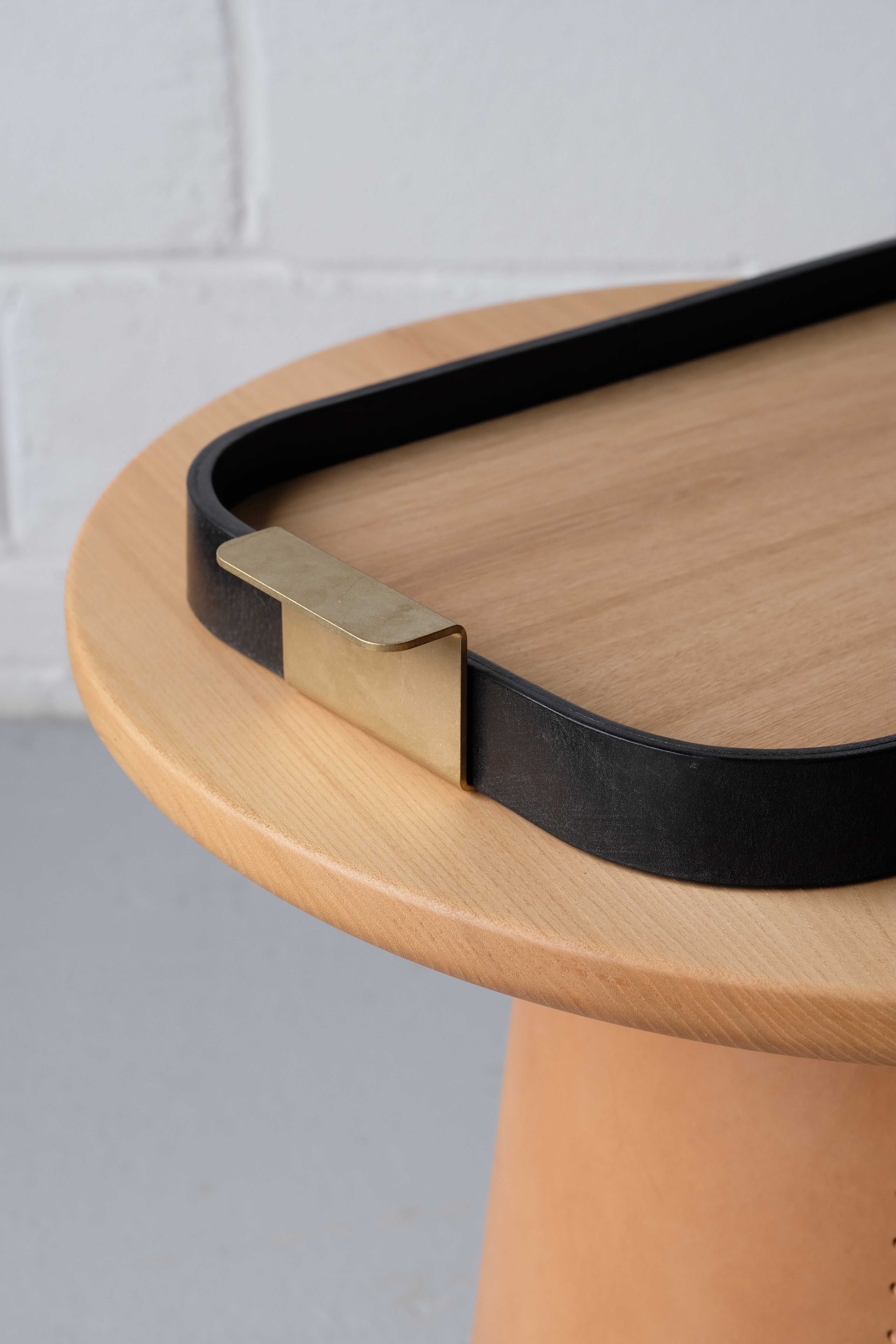 DAIS - Medium - Leather Tray