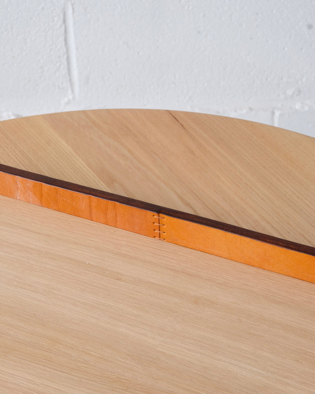 DAIS - Medium - Leather Tray