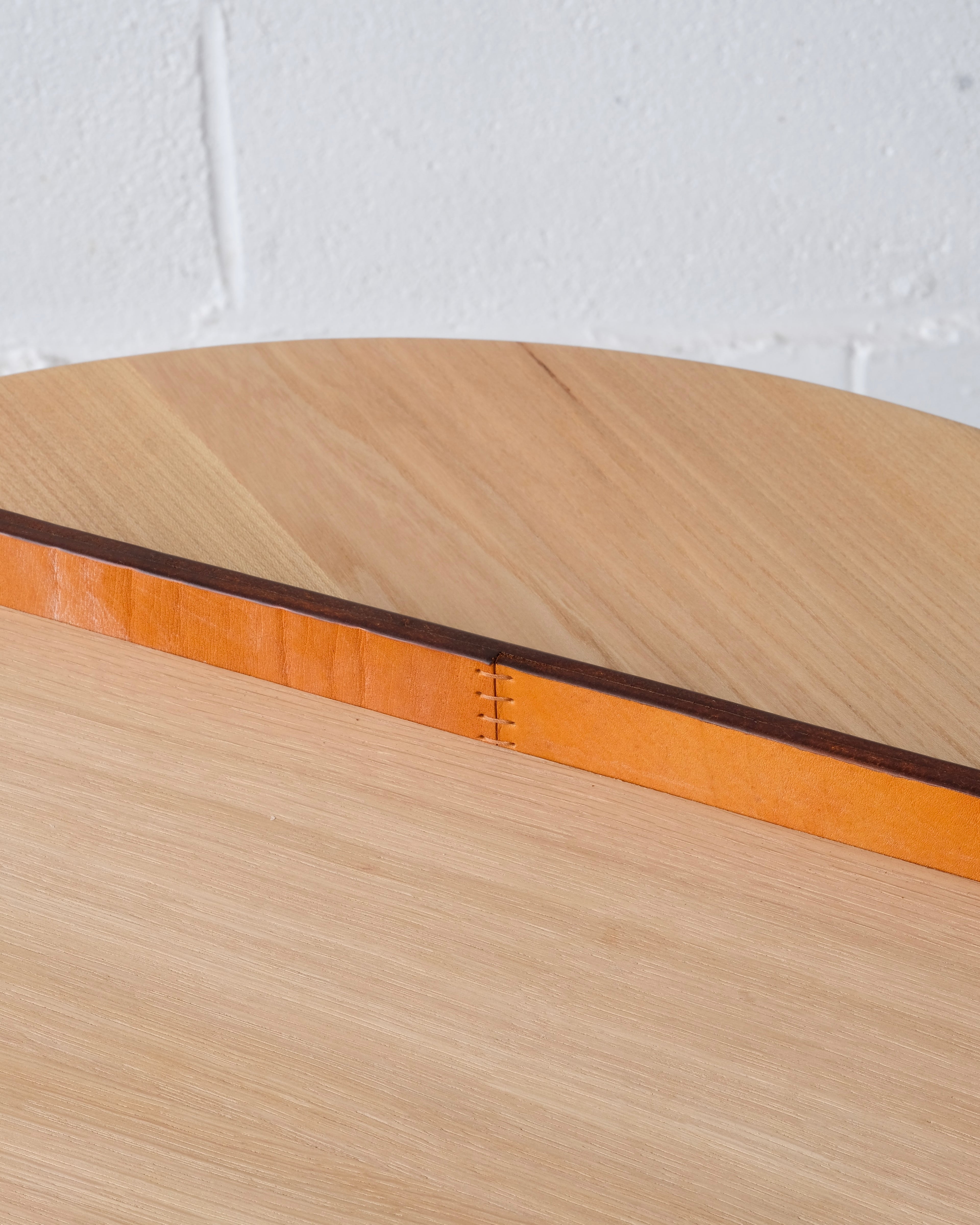 DAIS - Medium - Leather Tray