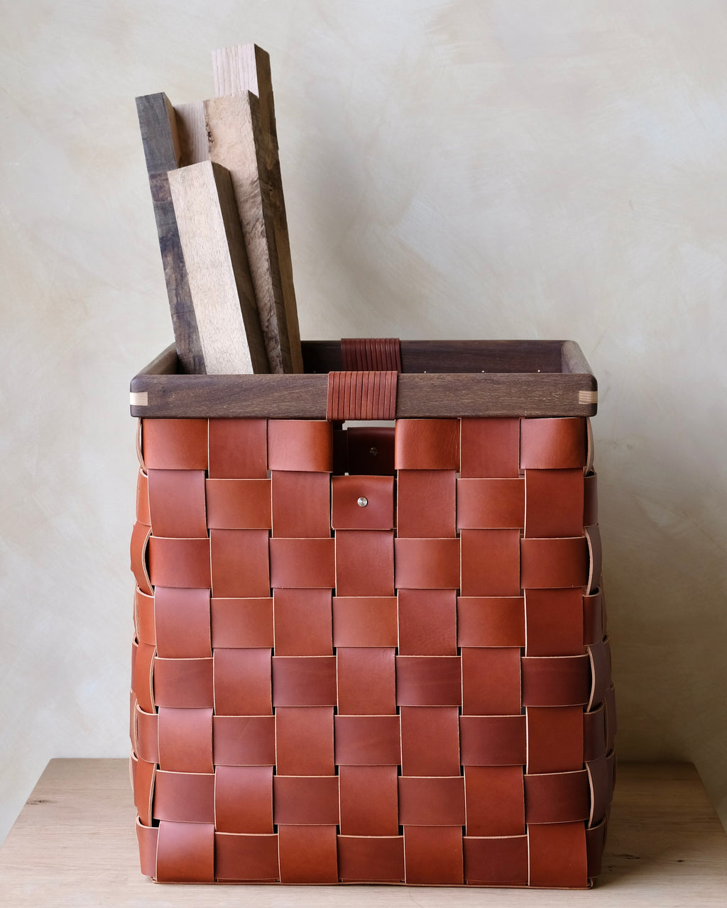 SERON - Large - Woven Leather, Timber Framed Basket