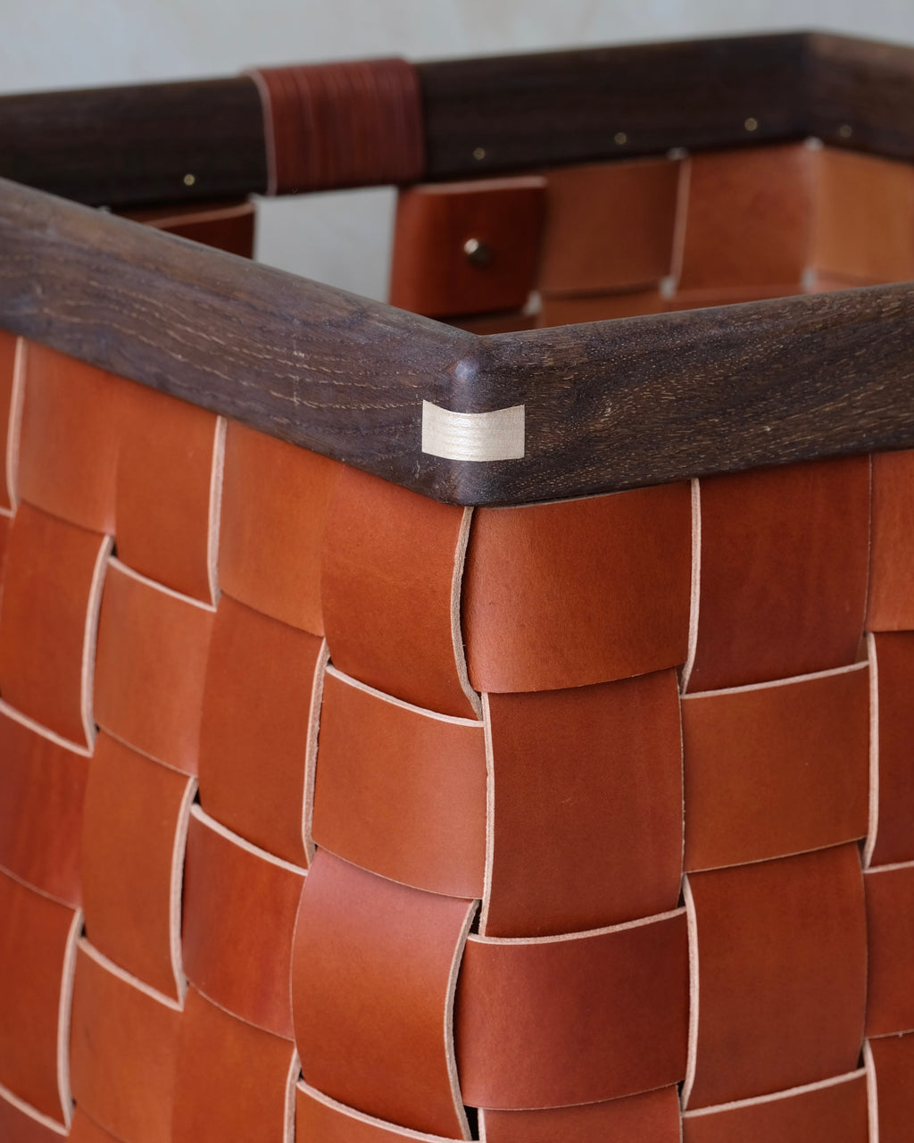 SERON - Large - Woven Leather, Timber Framed Basket