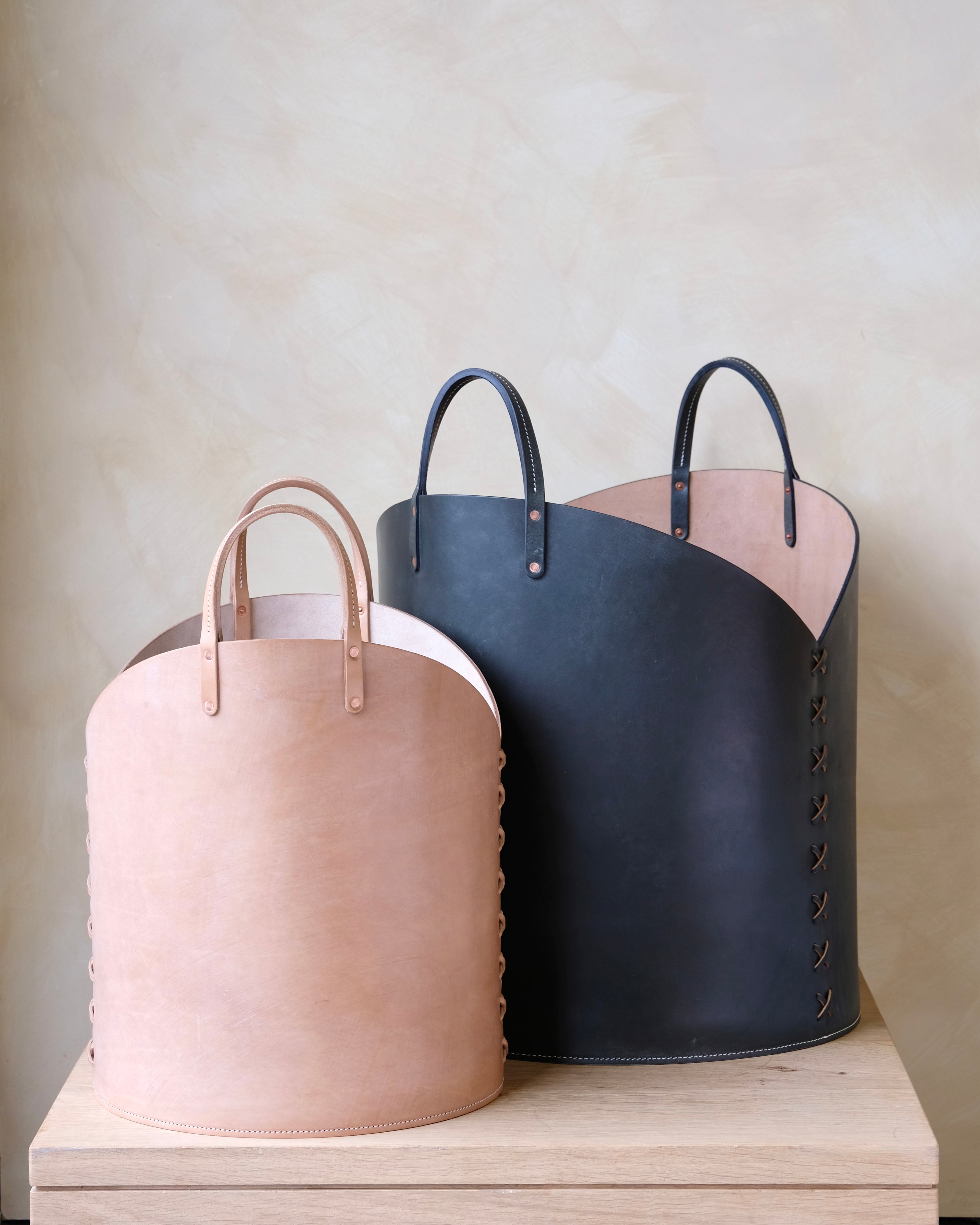 Medium Leather Log Basket